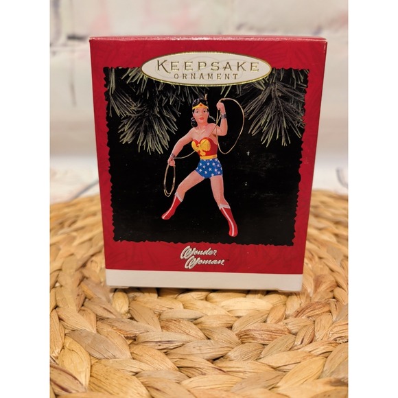 Hallmark Other - Vintage  HALLMARK KEEPSAKE CHRISTMAS TREE ORNAMENT "WONDER WOMAN" DC Comics